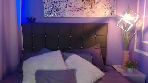 Snapshot of _kathya_spinelli_ chatting on 04.24.26 kathy online show from 04.24.26