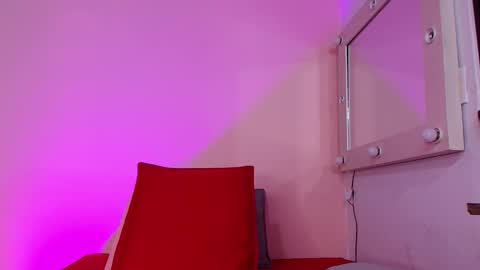 Kendall online show from 09.24.25