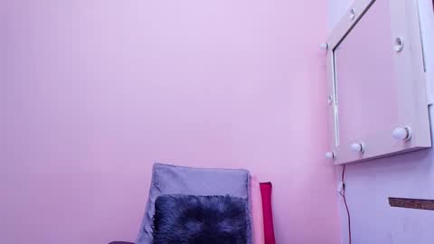 Kendall online show from 10.03.25