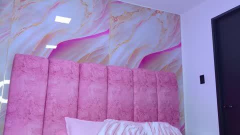 Kendall online show from 03.26.26