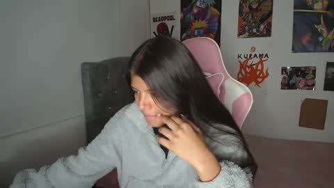 Snapshot of _kendall_jones chatting on 01.09.25 _kendall_jones online show from 01.09.25