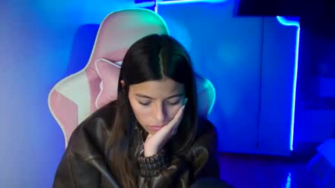 Snapshot of _khloe_sweet chatting on 05.24.26 khloe sweet online show from 05.24.26
