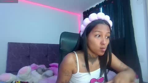 Snapshot of _kitty_moon2 chatting on 05.07.26 Stefany online show from 05.07.26