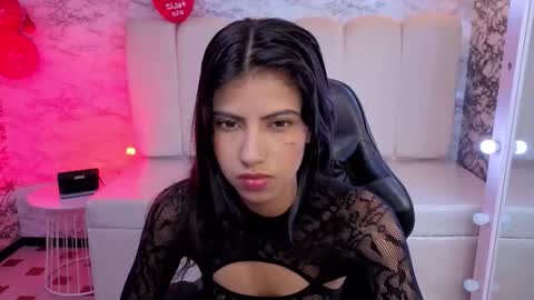 Hi Stream 300pm to 900pm online show from 02.18.26