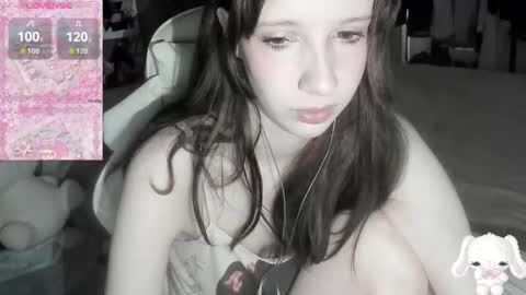  kuro  online show from 03.25.26