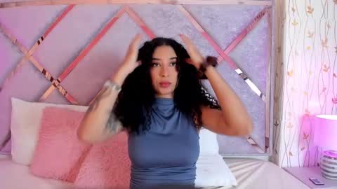 Lanna  online show from 01.29.25