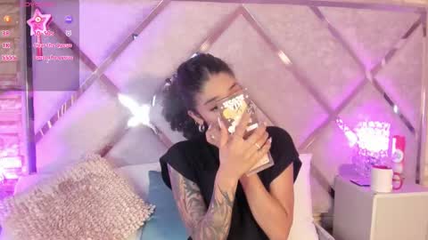 Lanna  online show from 09.24.25