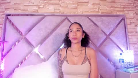 Lanna  online show from 10.23.25