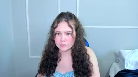 Snapshot of _leana_oo chatting on 06.08.26 leana online show from 06.08.26