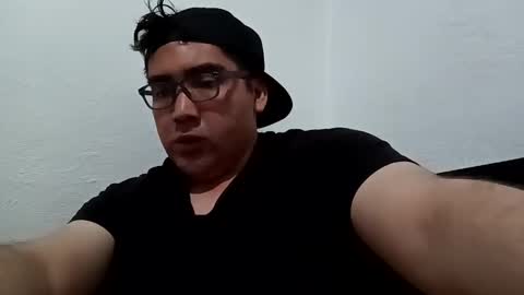 Snapshot of _leclerc_ chatting on 02.22.25 _leclerc_ online show from 02.22.25