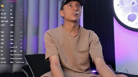 _leohot_ online show from 10.22.25