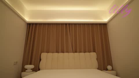 _lillilly_ online show from 10.14.25