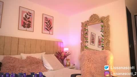 Lissana online show from 02.18.25