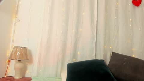 Ivy 3 online show from 02.04.25