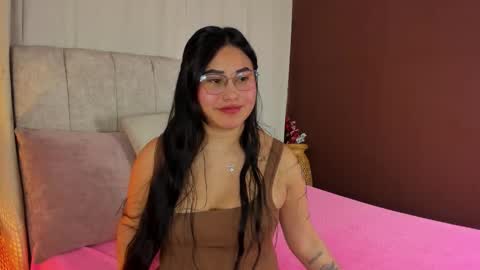 Ivy 3 online show from 10.24.25