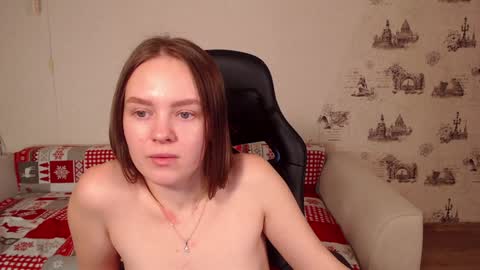 My name is lina Lush is activePrivate is Open online show from 01.04.25
