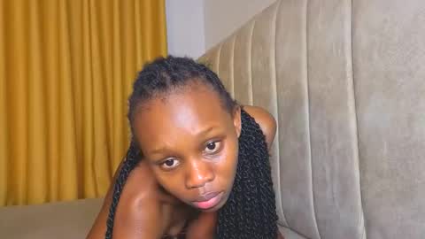 Littlevenus online show from 11.14.25