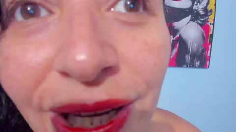  luna  sweet  online show from 09.29.25