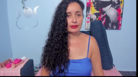  luna  sweet  online show from 10.04.25