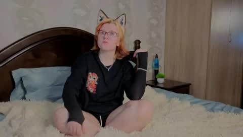 _lynxie_ online show from 06.06.26