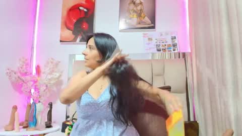 Snapshot of _marcela__ chatting on 05.25.26 _marcela__ online show from 05.25.26