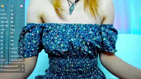 Snapshot of _mari_so chatting on 01.20.25 Scarlett online show from 01.20.25