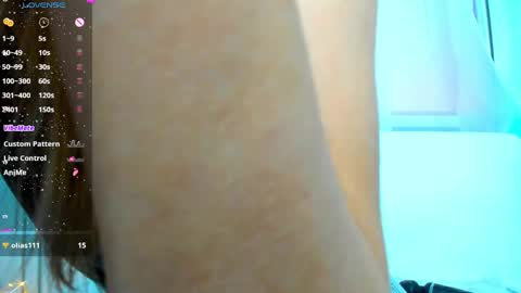 Snapshot of _mari_so chatting on 01.21.25 Scarlett online show from 01.21.25