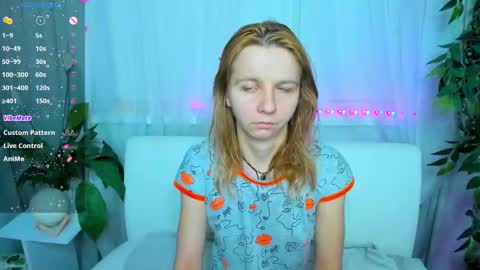 Snapshot of _mari_so chatting on 01.26.25 Scarlett online show from 01.26.25