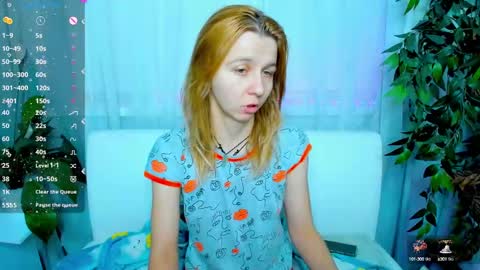 Snapshot of _mari_so chatting on 01.28.25 Scarlett online show from 01.28.25