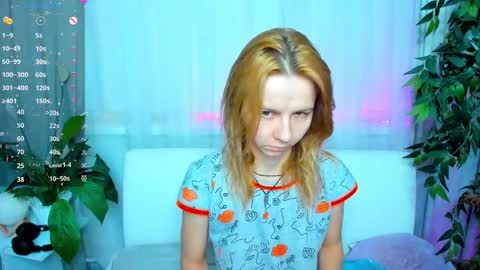 Snapshot of _mari_so chatting on 01.31.25 Scarlett online show from 01.31.25