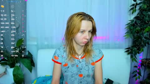 Snapshot of _mari_so chatting on 02.03.25 Scarlett online show from 02.03.25