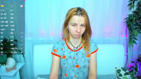 Snapshot of _mari_so chatting on 02.11.25 Scarlett online show from 02.11.25