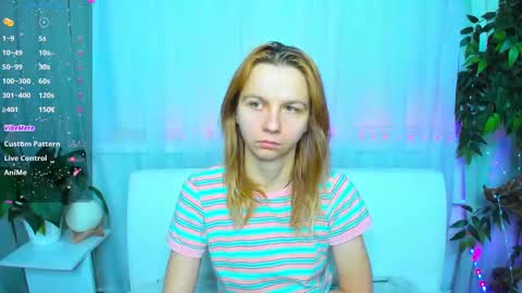 Snapshot of _mari_so chatting on 02.15.25 Scarlett online show from 02.15.25