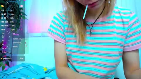 Snapshot of _mari_so chatting on 03.01.25 Scarlett online show from 03.01.25