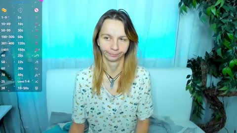 Snapshot of _mari_so chatting on 09.14.25 Scarlett online show from 09.14.25
