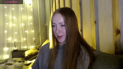 Snapshot of _marianne_ chatting on 01.13.25 online show from 01.13.25