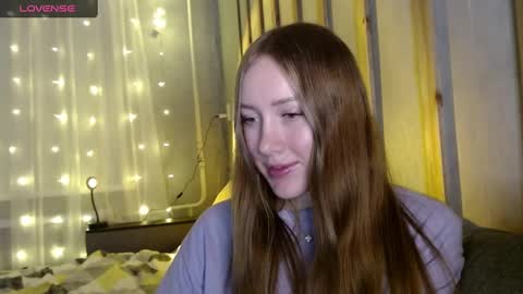 Snapshot of _marianne_ chatting on 01.24.25 online show from 01.24.25