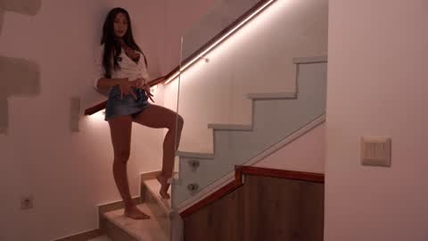 Marie -   -25 discount online show from 10.03.25