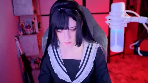 Snapshot of _mariko_ chatting on 10.24.25 Mariko online show from 10.24.25