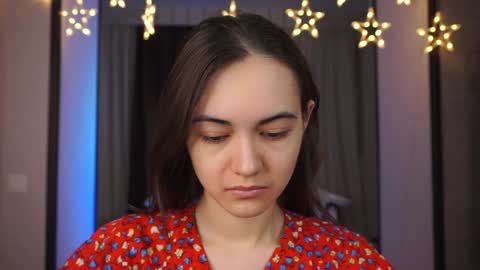  Gwen  online show from 12.15.24