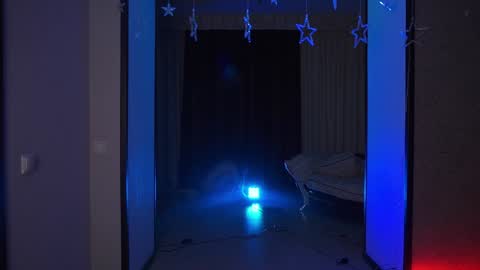  Gwen  online show from 12.23.24