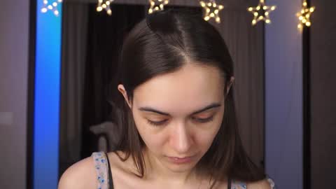  Gwen  online show from 01.15.25