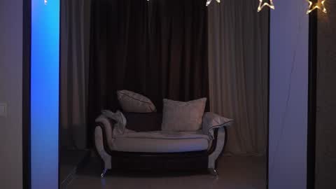  Gwen  online show from 02.08.25