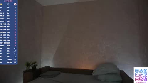  Gwen  online show from 02.07.26