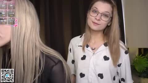 Elva and Kate  online show from 11.02.25