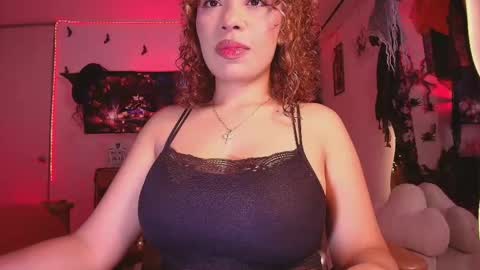 Snapshot of _megan_akbar chatting on 10.30.25 Marce online show from 10.30.25