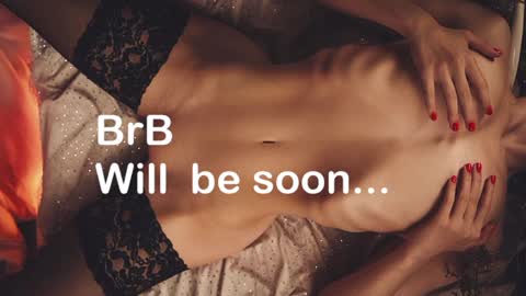 Snapshot of _meganmeow_ chatting on 11.01.25 Saturday - start 2030-2130 GMT online show from 11.01.25