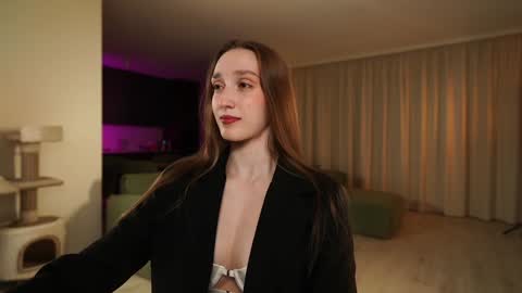 Snapshot of _meganmeow_ chatting on 03.05.26 Saturday - start 2030-2130 GMT online show from 03.05.26