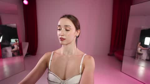 Snapshot of _meganmeow_ chatting on 06.05.26 Saturday - start 2030-2130 GMT online show from 06.05.26