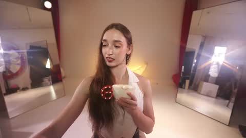 Snapshot of _meganmeow_ chatting on 07.08.26 Saturday - start 2030-2130 GMT online show from 07.08.26
